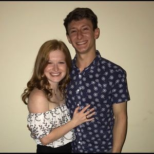 Meet your Posher, Elizabeth